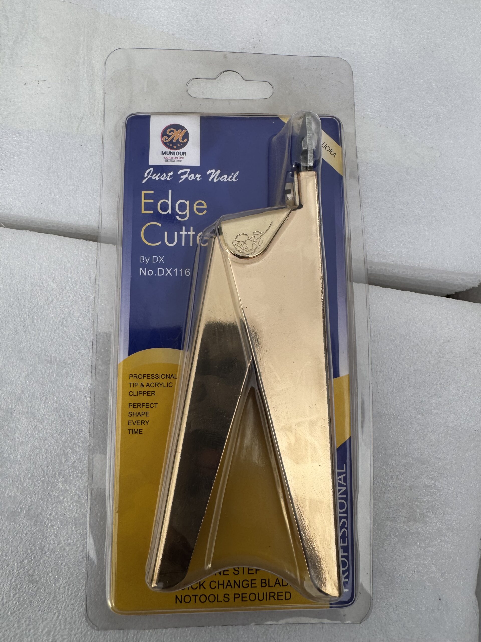 Edge Pro Cutter METALLIC EDGE CUTTER – Muniour Cosmetics